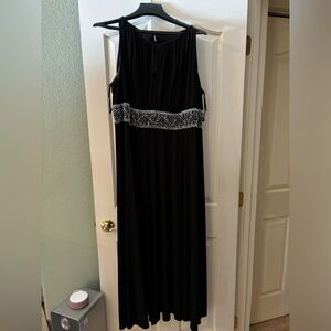 Jessica London cocktail dress. Beautiful with rhinestone details at the waist.